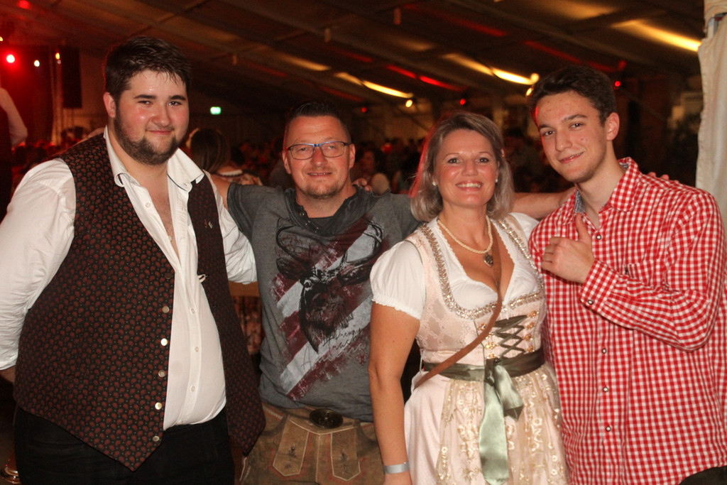 Trachtenparty _83_.JPG