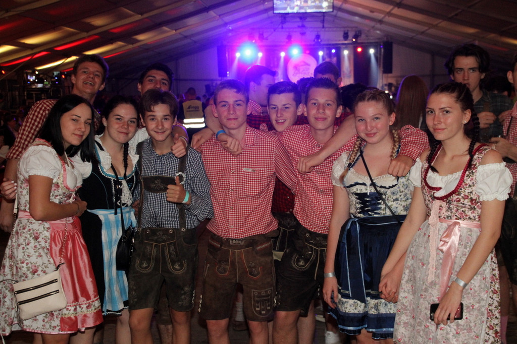 Trachtenparty _100_.JPG