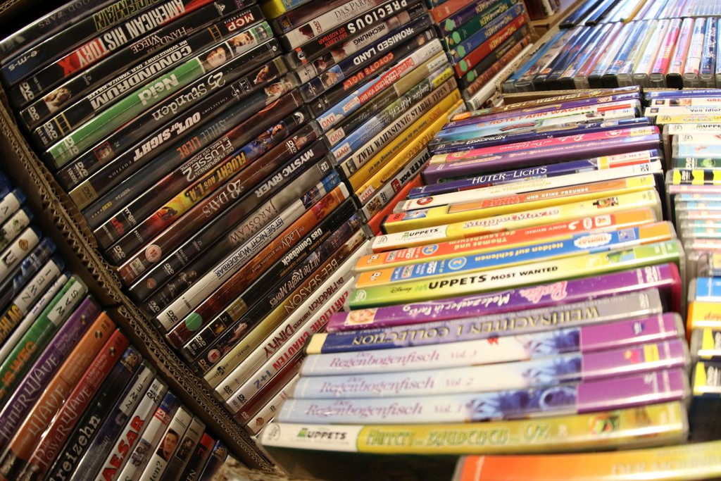 DVDs_IM_L9355_800.jpg