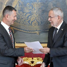 ABD0100-20191001.jpg