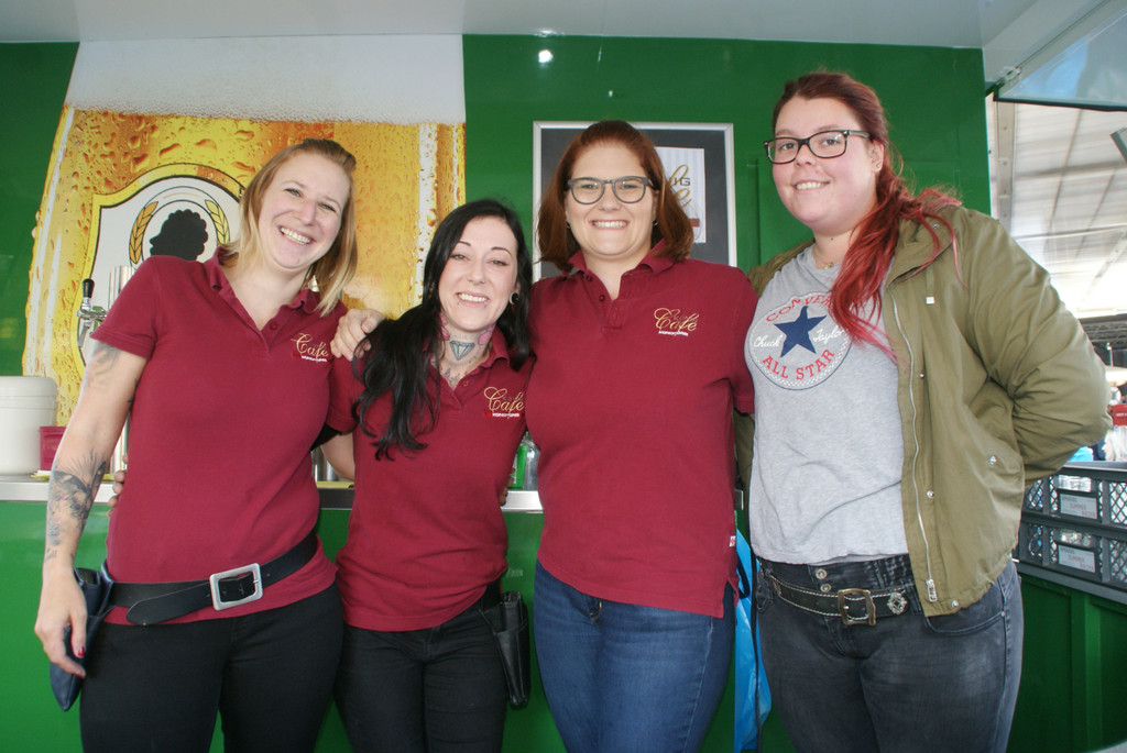 Die Caf__ K__nig Crew - einsatzbereit.JPG