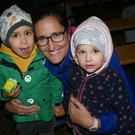 Julia mit Tino und Elena.JPG