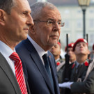 Kranzniederlegung BP Van der Bellen _41 von 61_.jpg