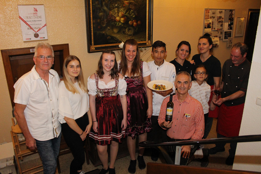 IMG_4352 Team Sternen Satteins mit Walgau Winzer Robert Gohm.JPG