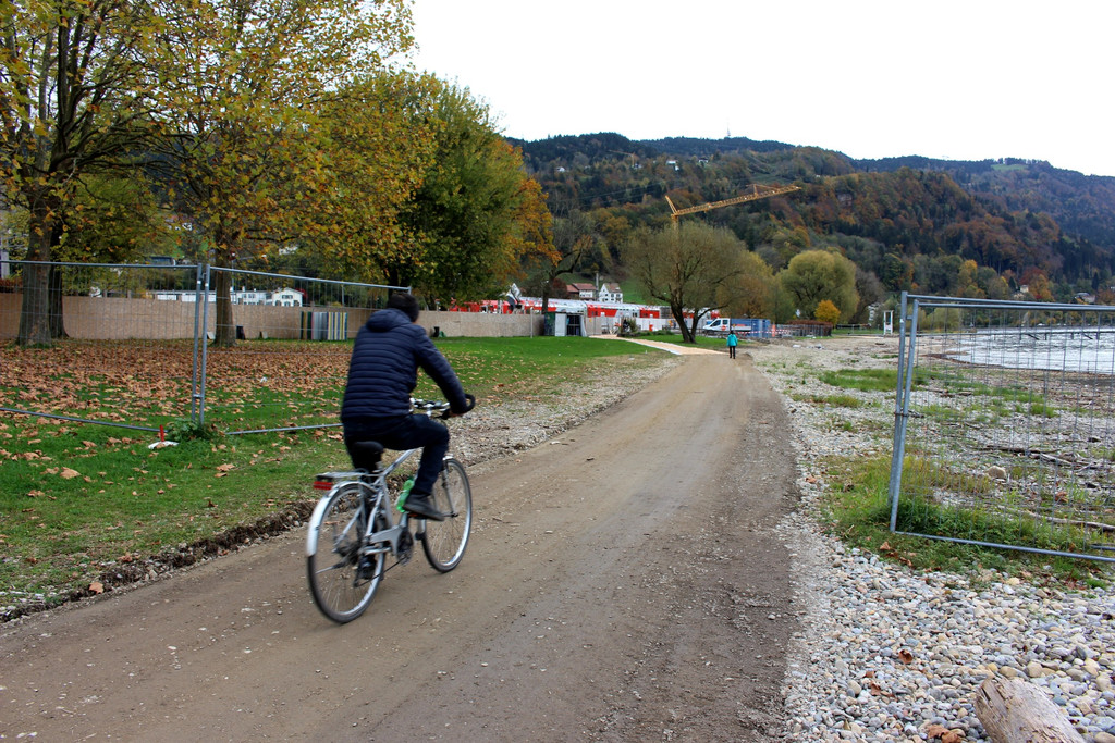 Fu__- und Radweg am See UMLEITUNG nach SPERRE 07-11-2019 _2_.JPG