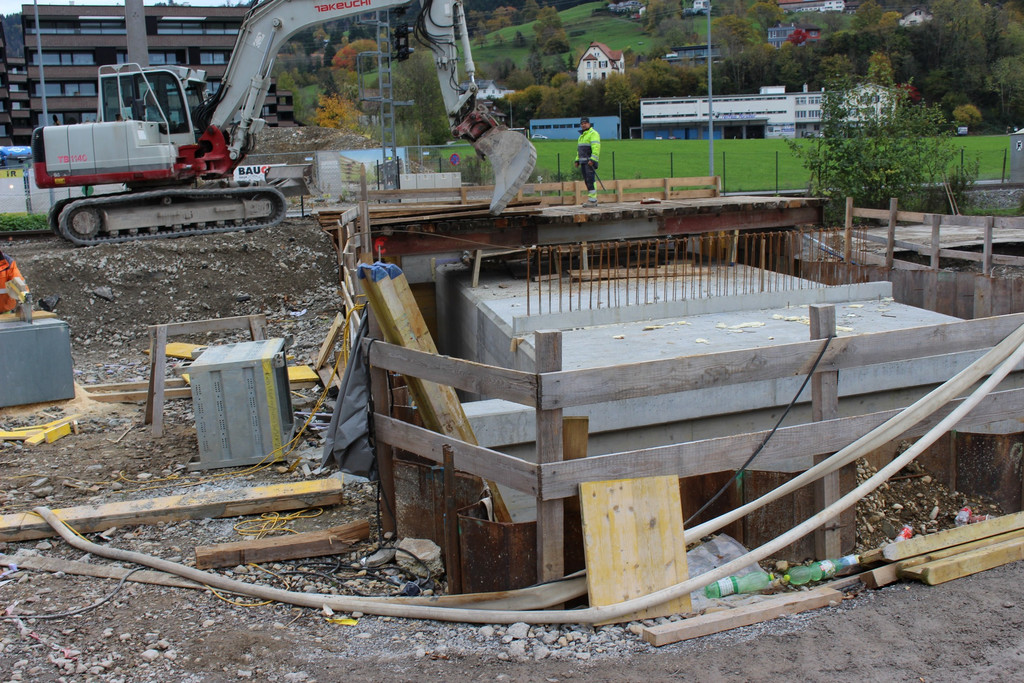 m Baustelle am See BACHDURCHLASS Kugelbeerbach Br__ckenabbau 07-11-2019 _5_.JPG