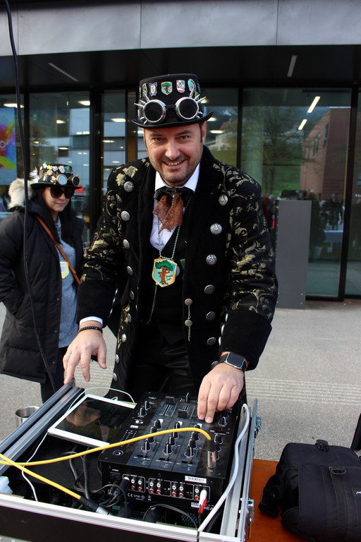 Fasching OPENING B Menschen 11-11-2019 _2_.JPG