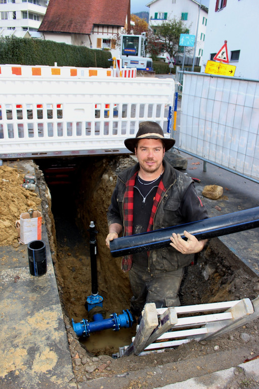b Wasserleitung ALBERLOCHSTRASSE Anschluss 13-11-2019 _8_.JPG