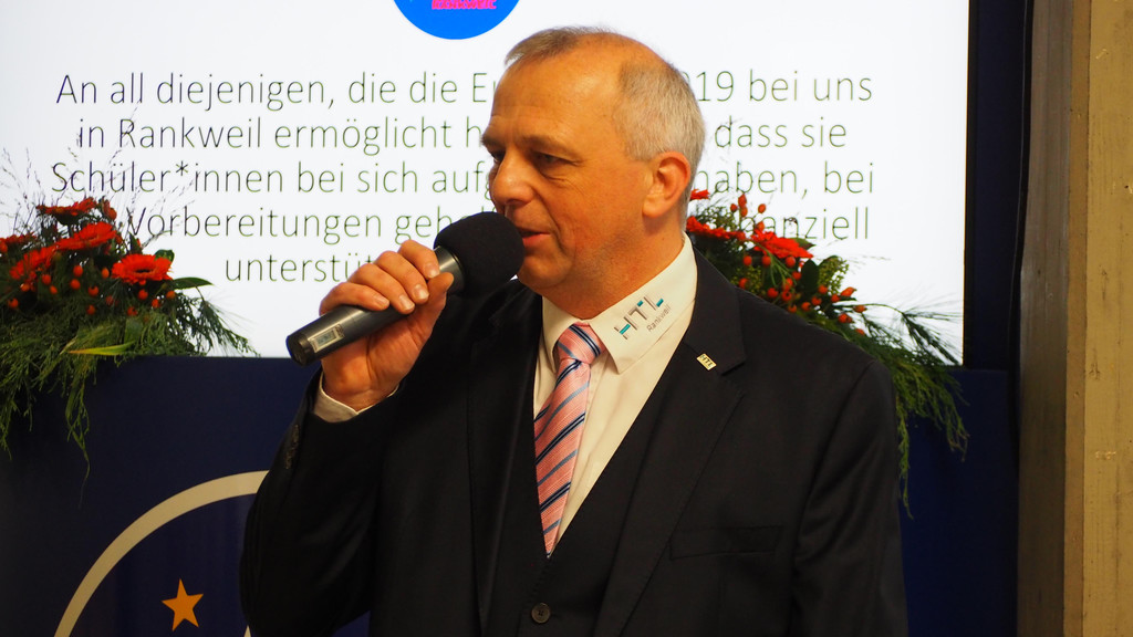 PB157879.JPG