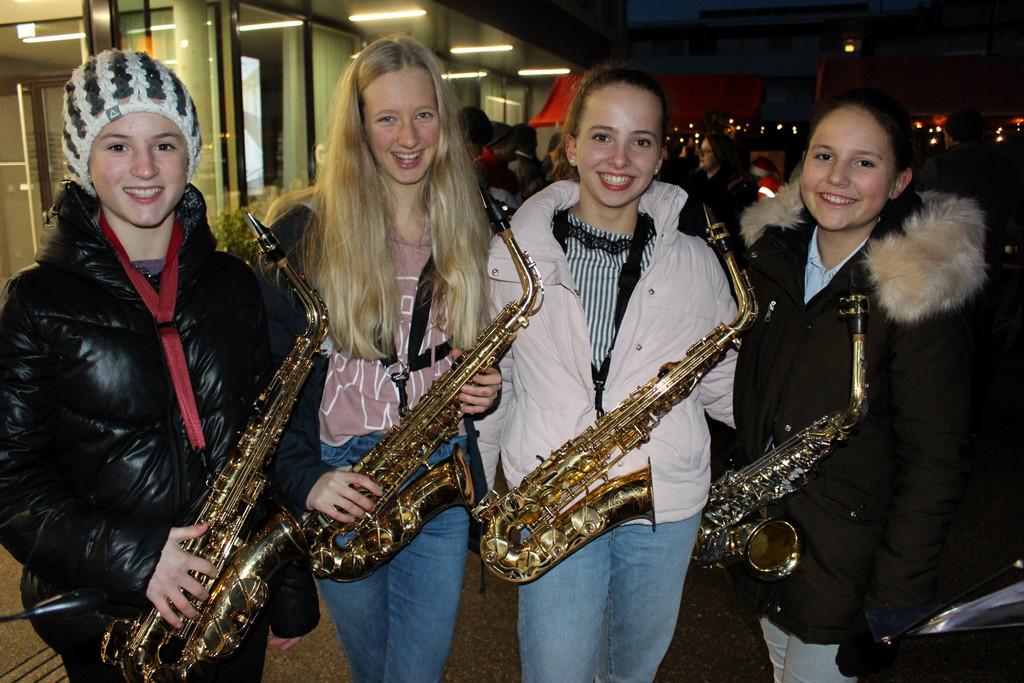 Adventzauber ILLUMINIERUNG mit Weihnachtsmarkt TERMIN 30-11-2019 _3_.JPG