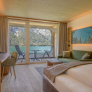 haldensee - Naturerlebnis und Wellnesshotel_Zimmer Seewiese Loggia_1___c_ Foto Achim Meurer.jpg