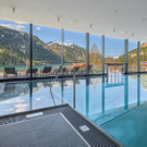 haldensee - Naturerlebnis und Wellnesshotel_Infinity-Pool _5___c_ Foto Achim Meurer.jpg
