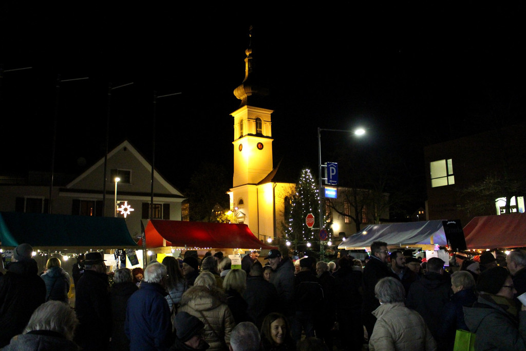 Weihnachtsmarkt A offiziell _1_.JPG