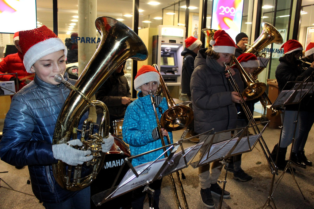 Weihnachtsmarkt B Musikverein _15_.JPG