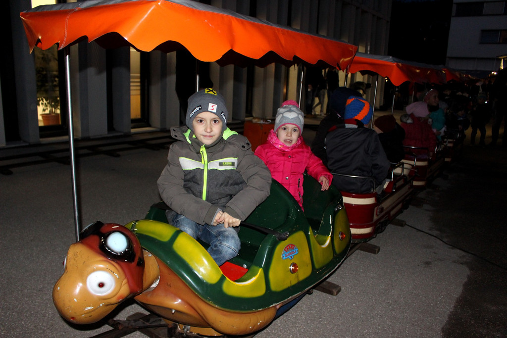 Weihnachtsmarkt D Umfeld Angebote _7_.JPG