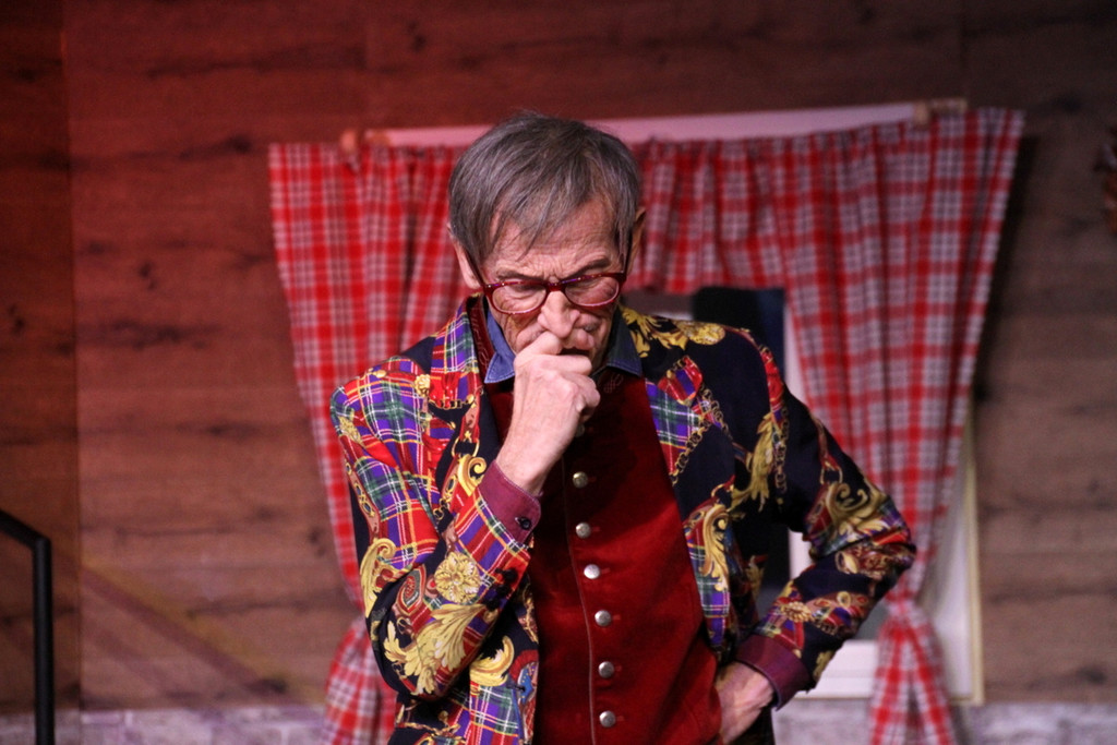 Theater _111_.JPG