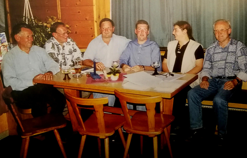 Gr__ndung Krippenverein Buch 16_07_1999.jpg
