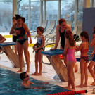 Nikolaus zu Besuch beim Schwimmclub Val Blu Bludenz