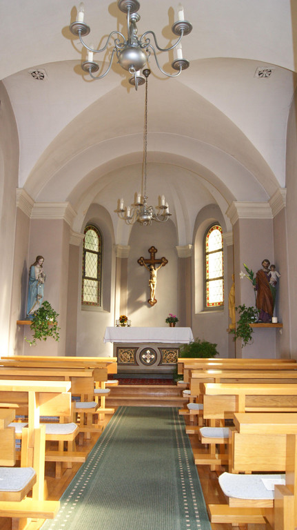 Kapelle-Unterklien- 1 INNEN 1.JPG