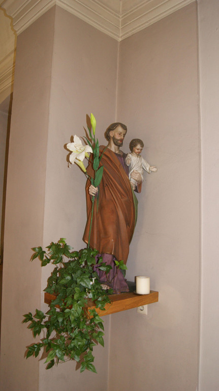 Kapelle-Unterklien- 3 INNEN -Statue-11.JPG