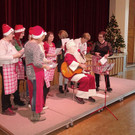Weihnachtsmann mit Engeln n.jpg