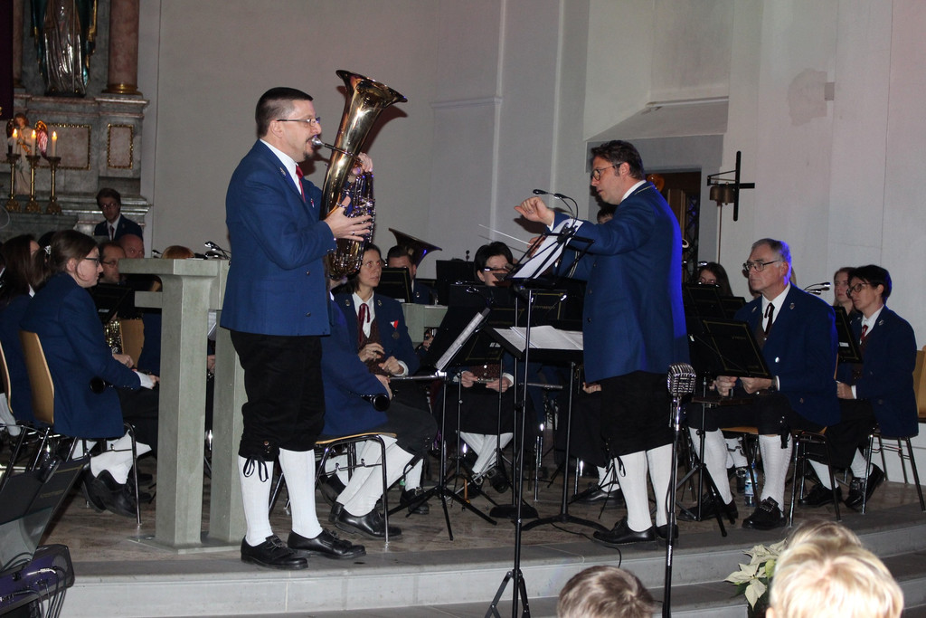 Musikverein Adventkonzert A Spiel GESAMT 12-12-2019 _17_.JPG