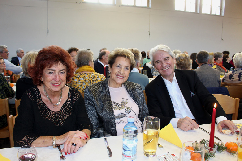 Senioren ADVENTFEIER D MENSCHEN 14-12-2019 _7_.JPG