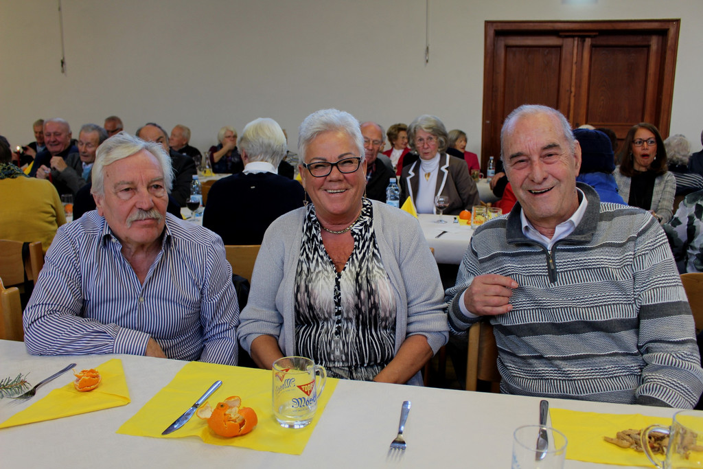Senioren ADVENTFEIER D MENSCHEN 14-12-2019 _17_.JPG