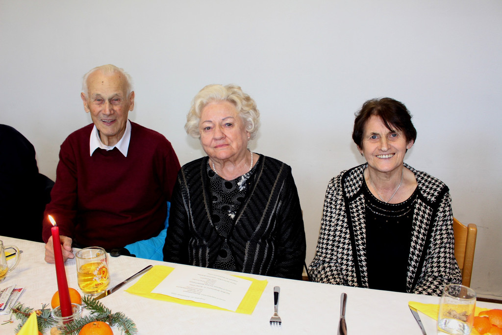 Senioren ADVENTFEIER D MENSCHEN 14-12-2019 _14_.JPG