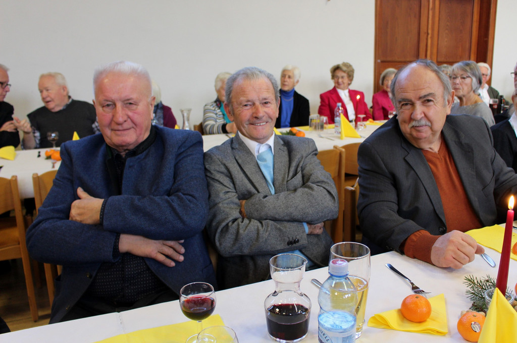 Senioren ADVENTFEIER D MENSCHEN 14-12-2019 _6_.JPG