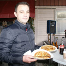 Andreas mit feinen K__sd__nnola.JPG