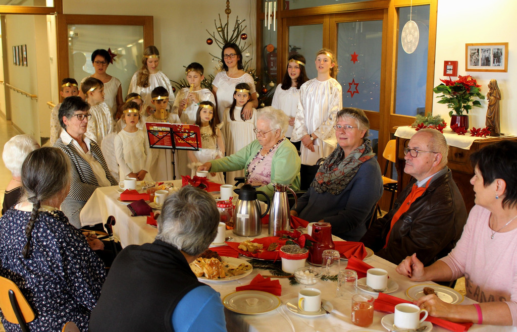 Jesuheim Weihnachtsfeier A OFFIZIELL 19-12-2019 _3_.JPG