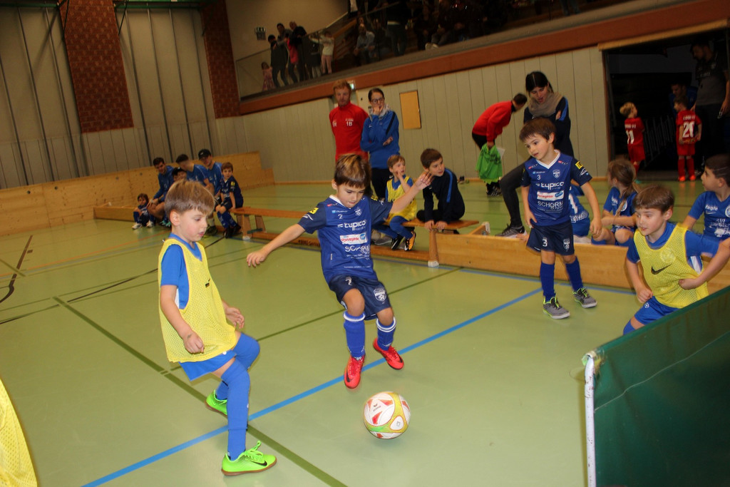 C Fu__ball NACHWUCHS U7 Halle A Lochauer 14-12-2019 _15_.JPG