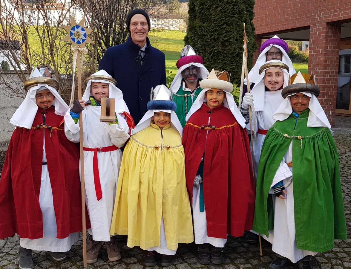 Sternsinger B GRUPPEN 06-01-2020 _1_.jpg