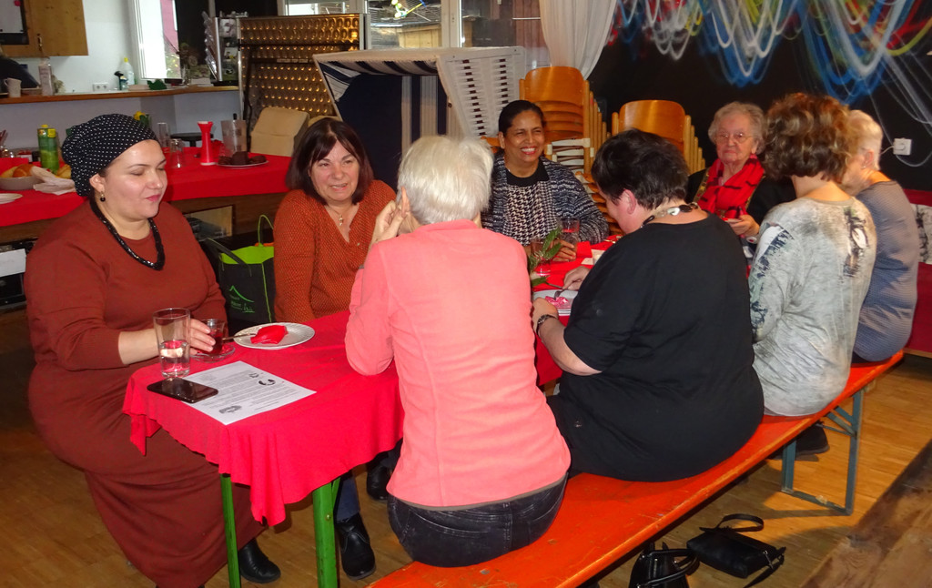 Frauencaf__ Dezember 2019_4.jpg
