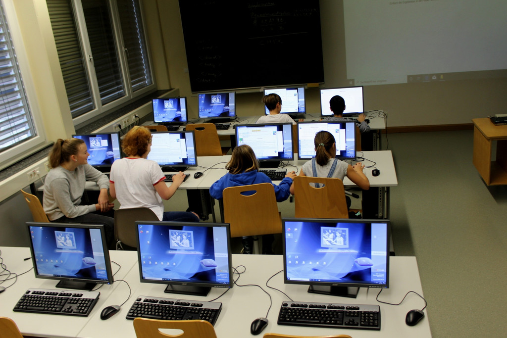 Mittelschule OFFENE T__R F Informatik 22-01-2020 _1_.JPG