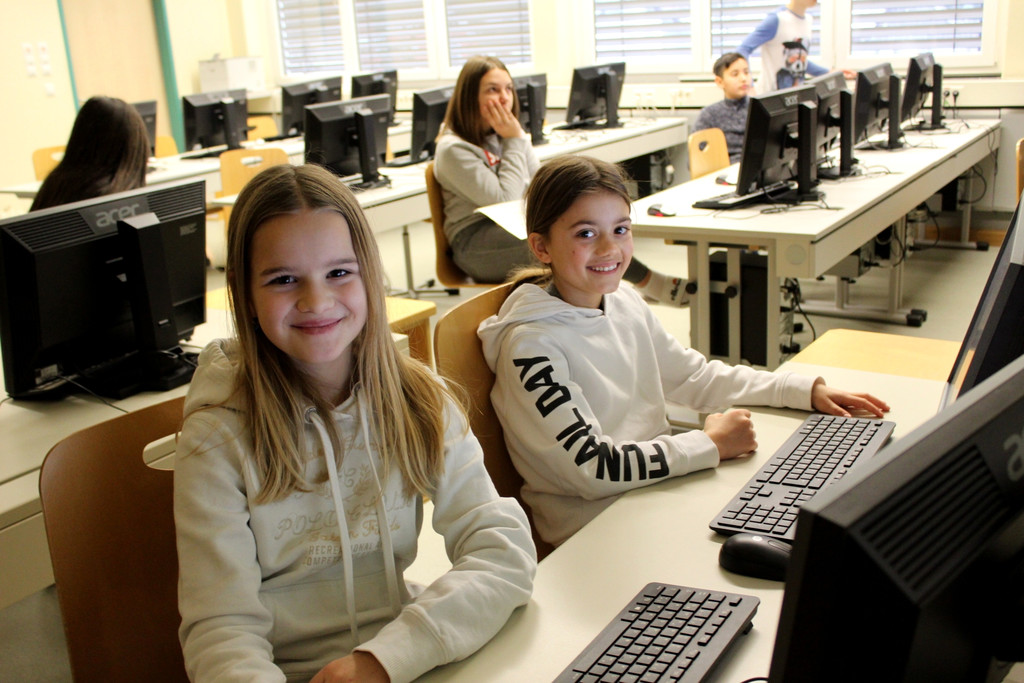 Mittelschule OFFENE T__R F Informatik 22-01-2020 _3_.JPG