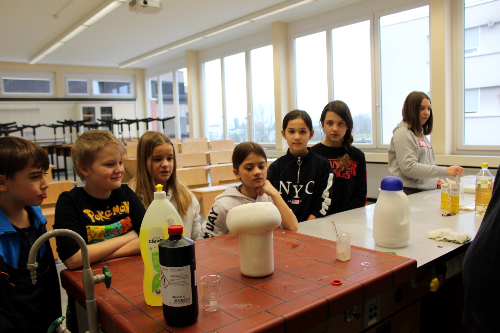 Mittelschule OFFENE T__R G Physik 22-01-2020 _4_.JPG