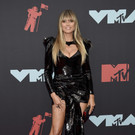 2019_MTV_Video_Music_Awards_-_Arrivals_88229.jpg