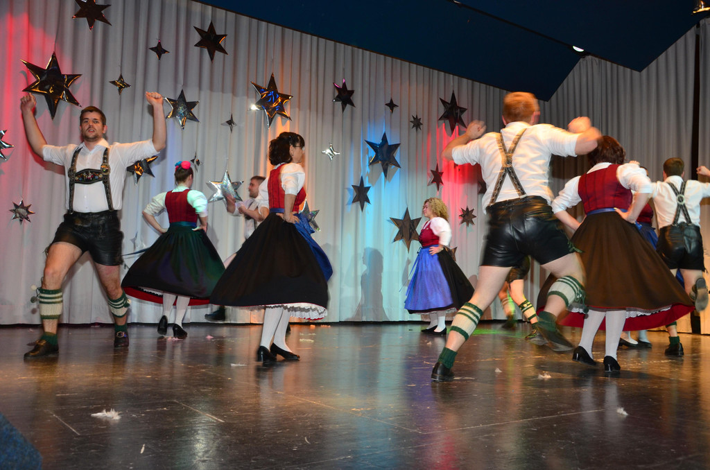 Schuhplattler 010220_153.JPG