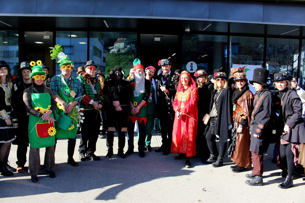 Fasching BGM Absetzung B VERHAFTUNG Gemeindeamt 09-02-2020 _1_.JPG