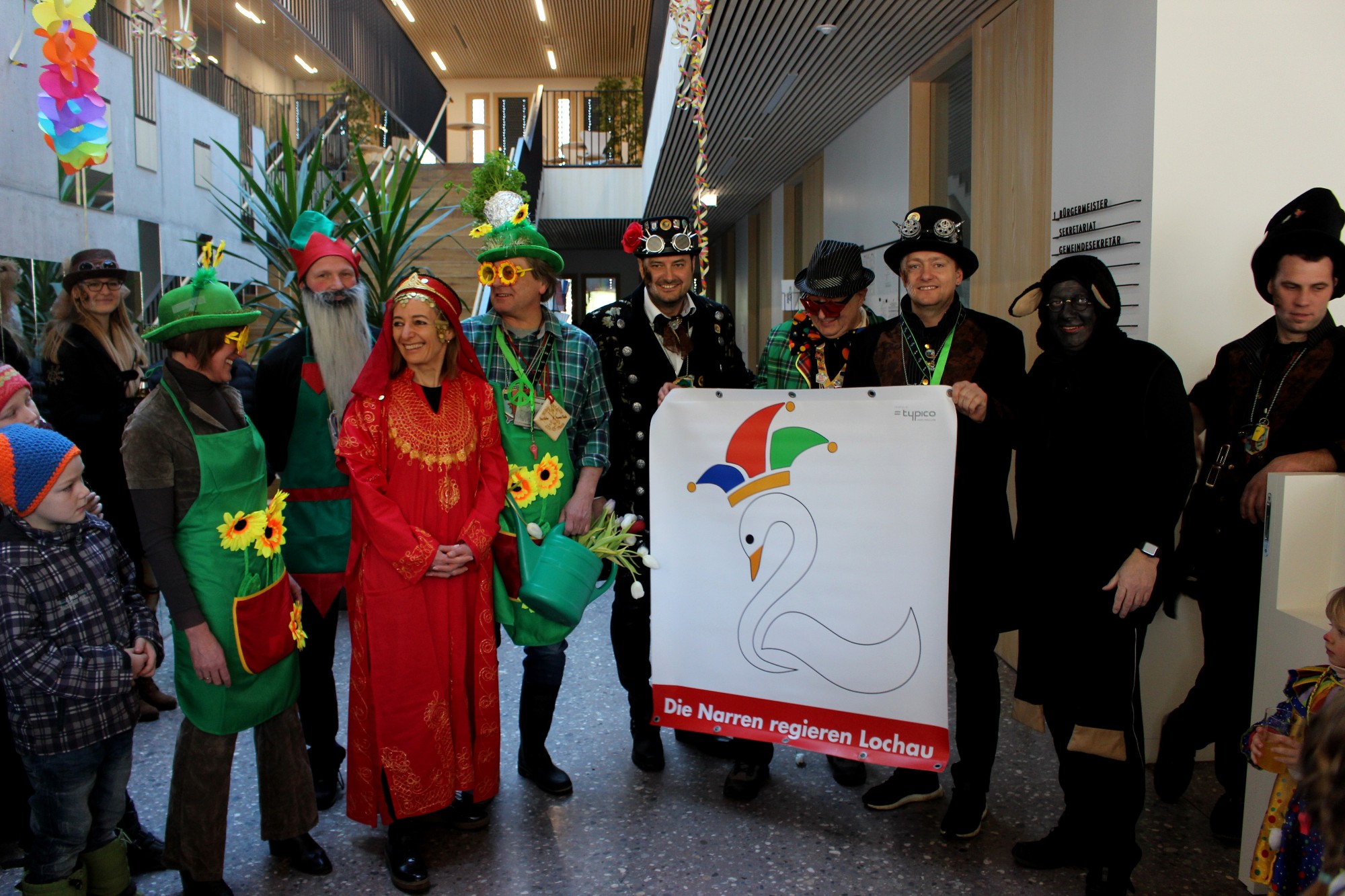 Fasching BGM Absetzung B VERHAFTUNG Gemeindeamt 09-02-2020 _8_.JPG