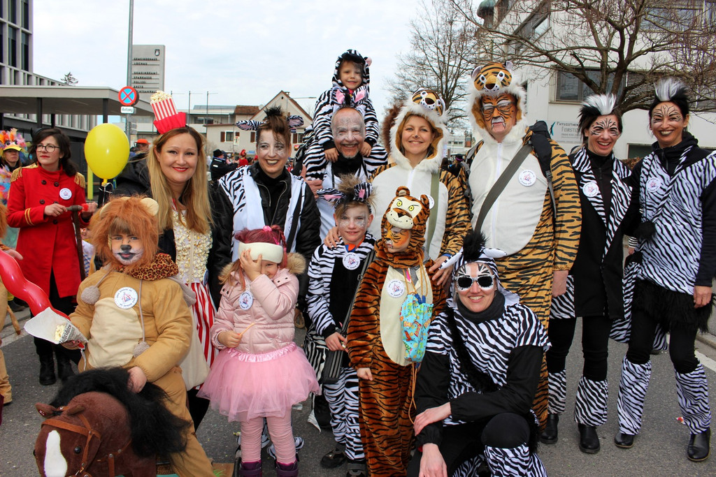 Fasching UMZUG H Teilnehmer 24-02-2019 _28_.JPG