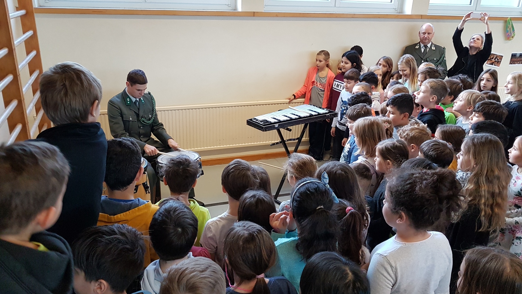Musikverein NACHWUCHSWERBUNG in der VS CC PROGRAMM 06-02-2020 _22_ SCHMID.jpg
