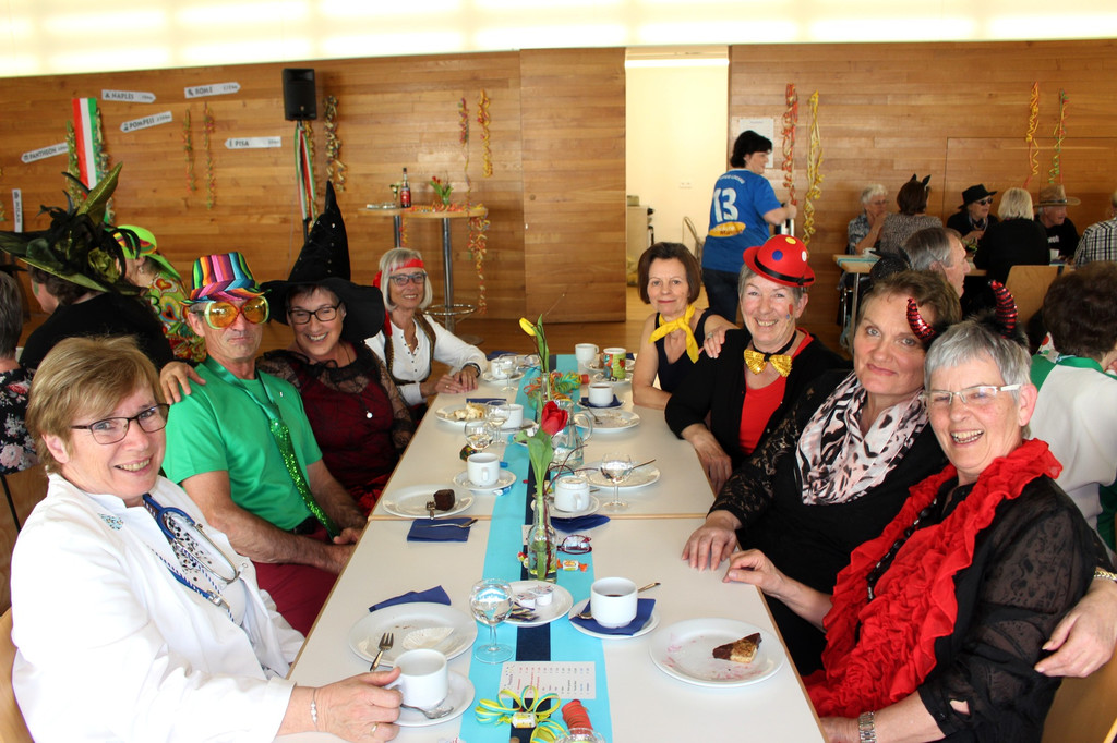 Fasching OLDIE Mitanand C Besucher 28-02-2019 _9_.JPG