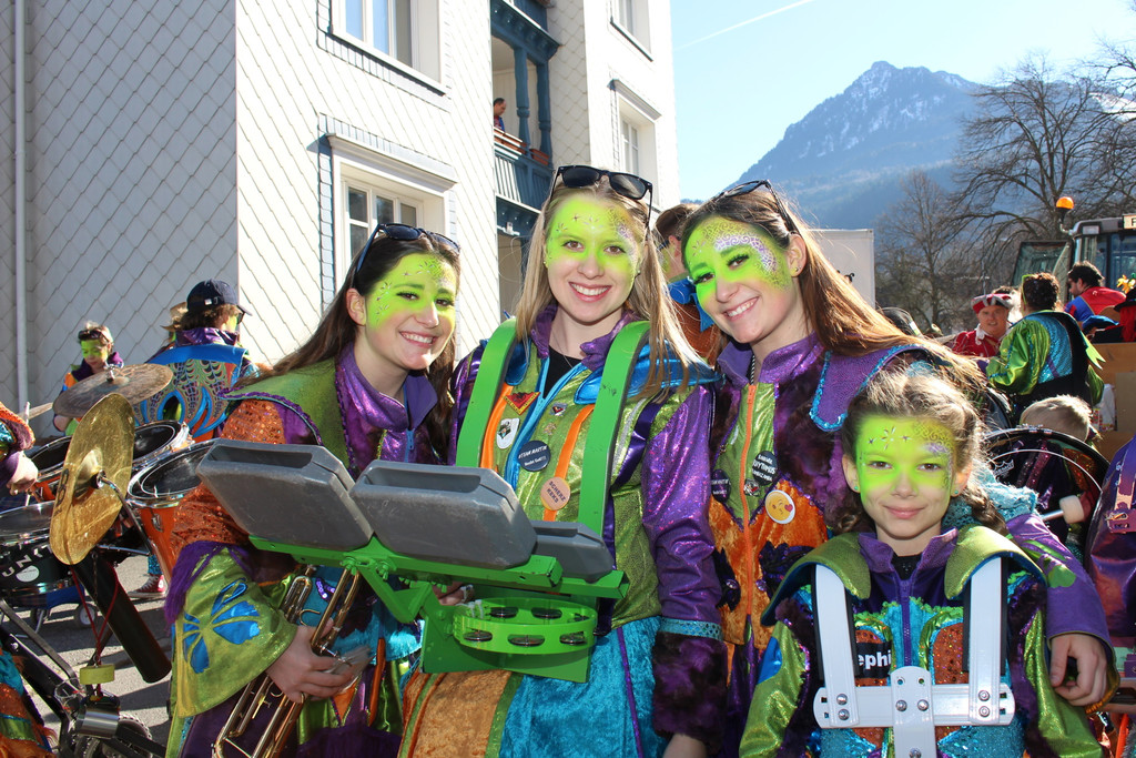 IMG_8525neu Janine_ Lea_ Vanessa und Sarah von der Guggamusik Schneggah__sler Frastanz.jpg