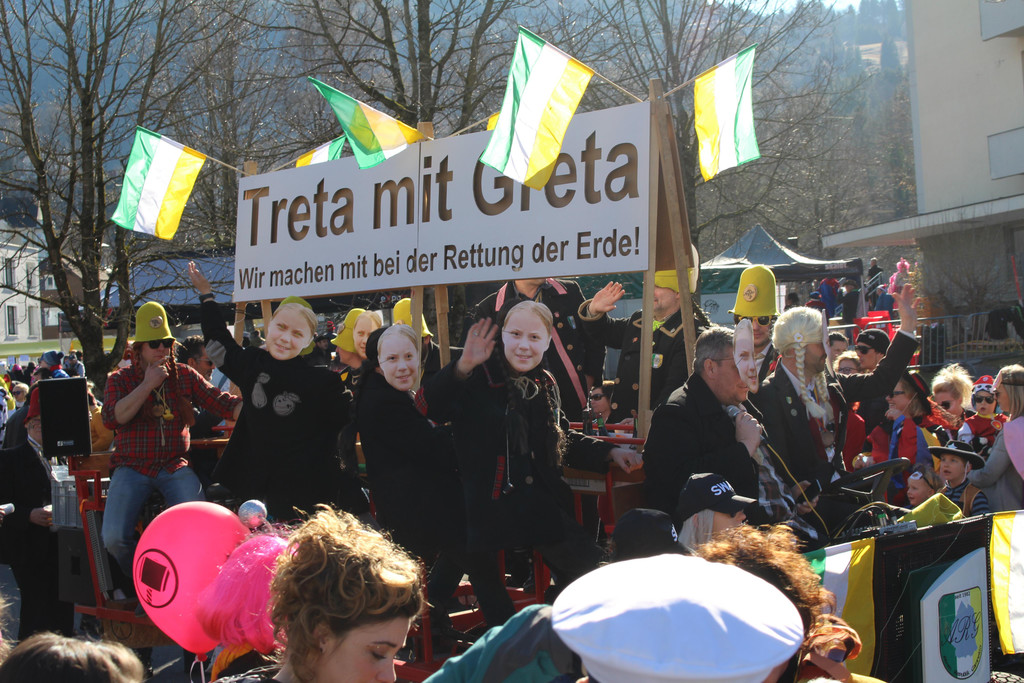 IMG_8568 Mostscheiche Gampeluen Treta mit Greta.JPG