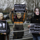 Britain_Assange_Protest_64819.jpg