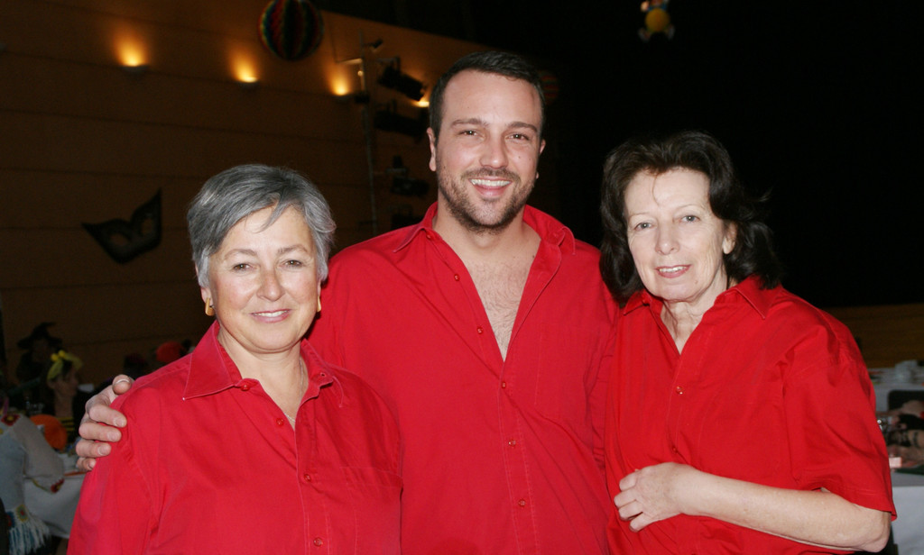 v_li_ Erika_ Kevin und Hermi_ das Service-Team.JPG