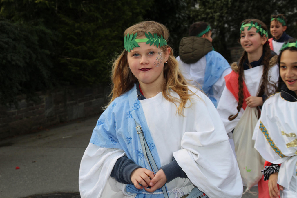 IMG_8971 4B der Volksschule Tosters ging als R__mer.JPG